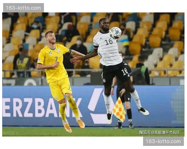 吕迪格凌空斩首开记录，中卫插上进攻丰富定位球套路